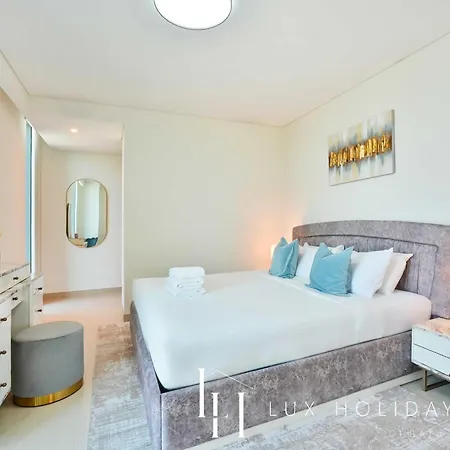 Lux 52 42 Deluxe Marina View Suite 1 Дубай Экстерьер фото